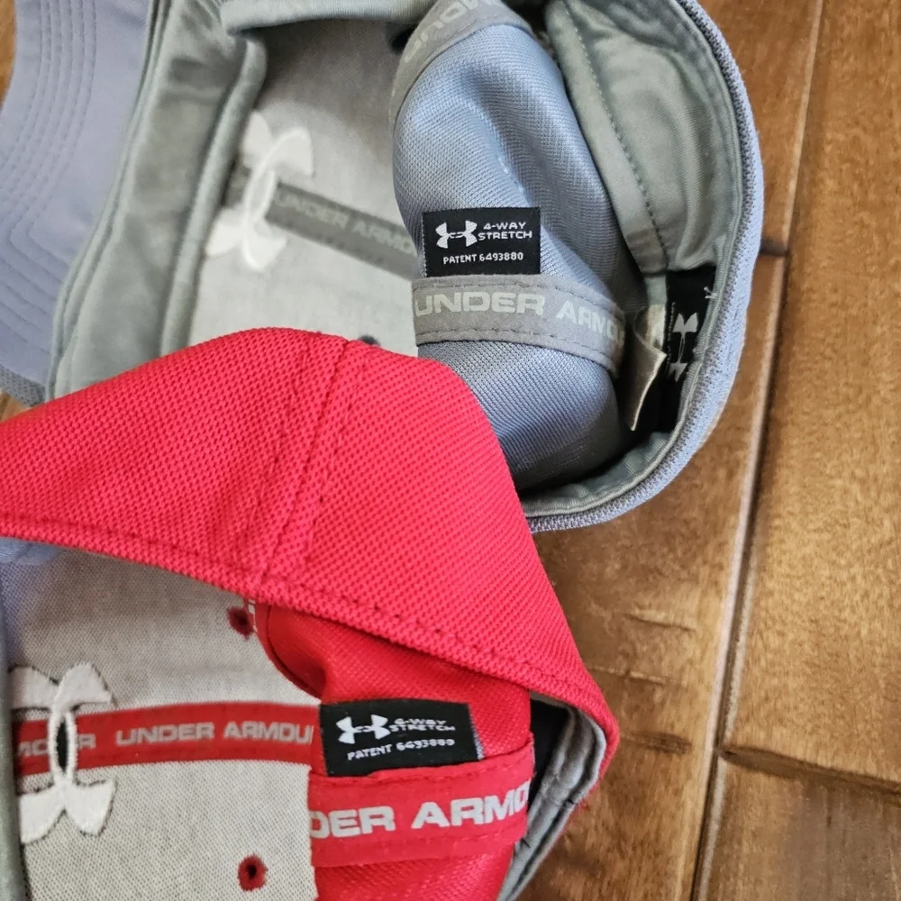 BUNDLE: 3 Under Armour baseball caps size M/L